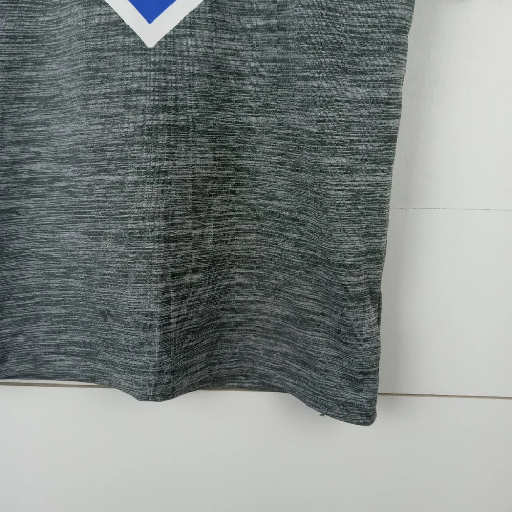 Under Armour boys size 5 gray and white spacedye neon blue white baseball design